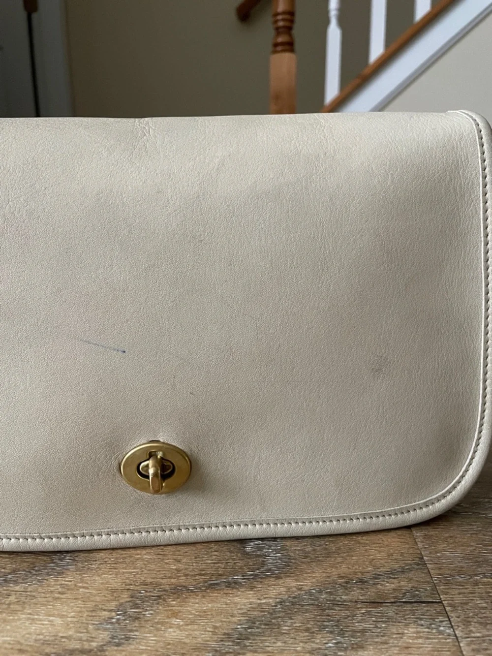 Coach Vintage Turnlock Shoulder Bag in Bone - Picture 3 of 16